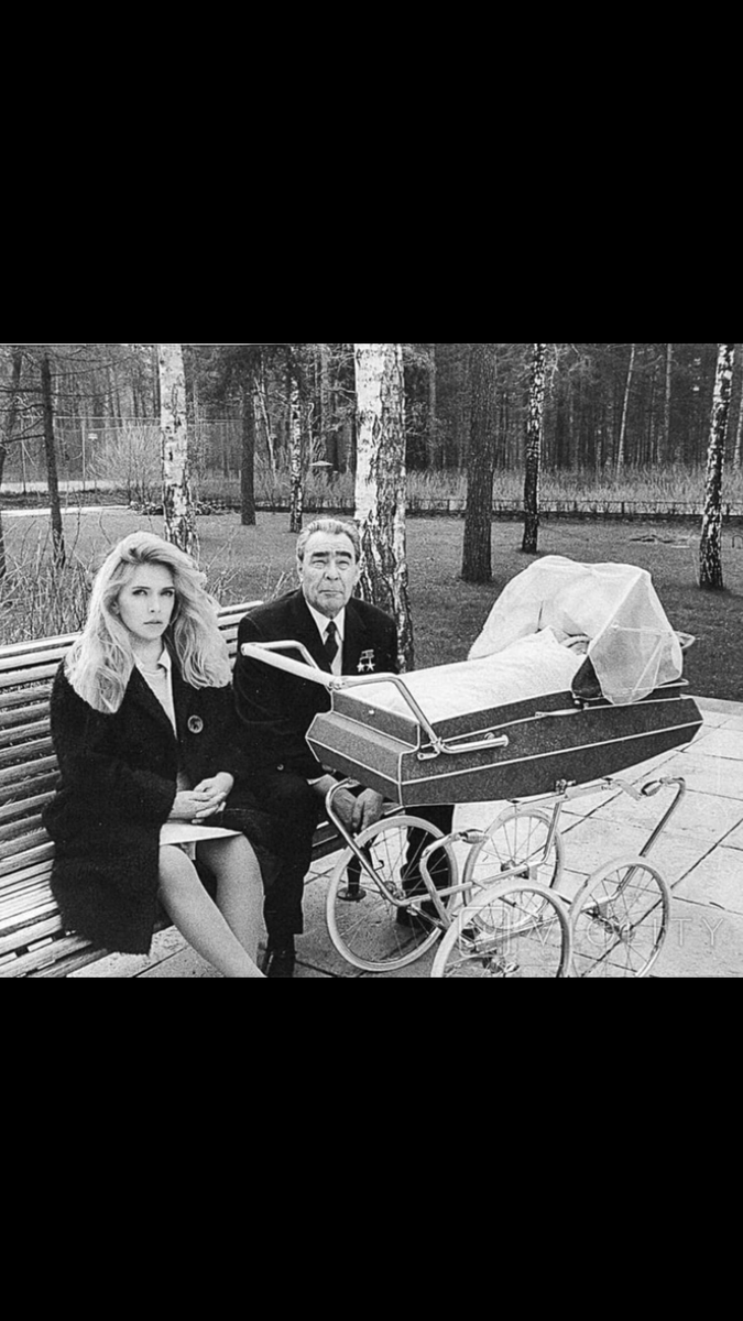 И Брежневы тоже подкатили ))