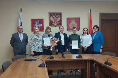    Выдача жилищных сертификатов детям-сиротам в Воскресенске ©