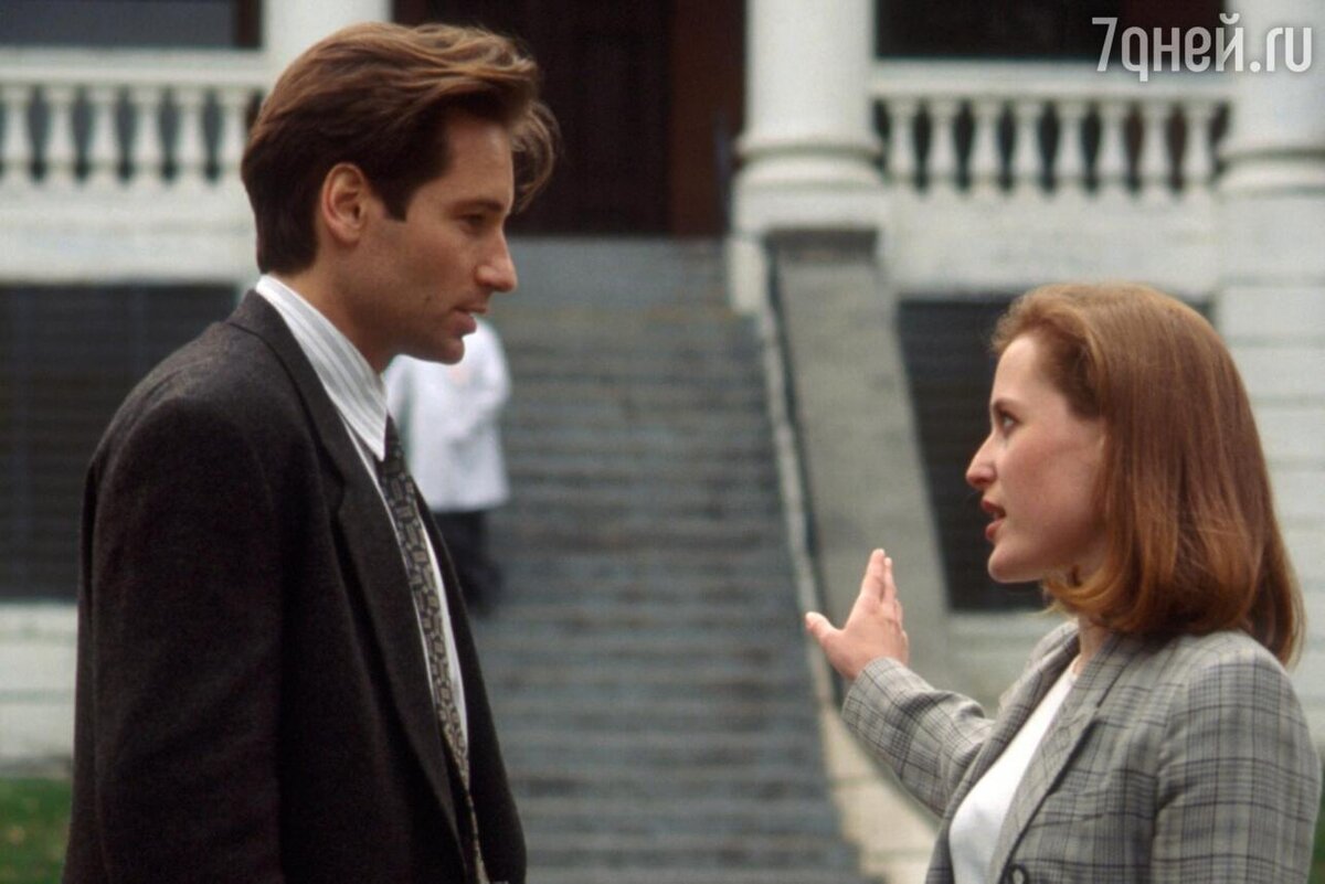     «Секретные материалы», реж. Ким Мэннерс, Роб Боумен, Дэвид Наттер