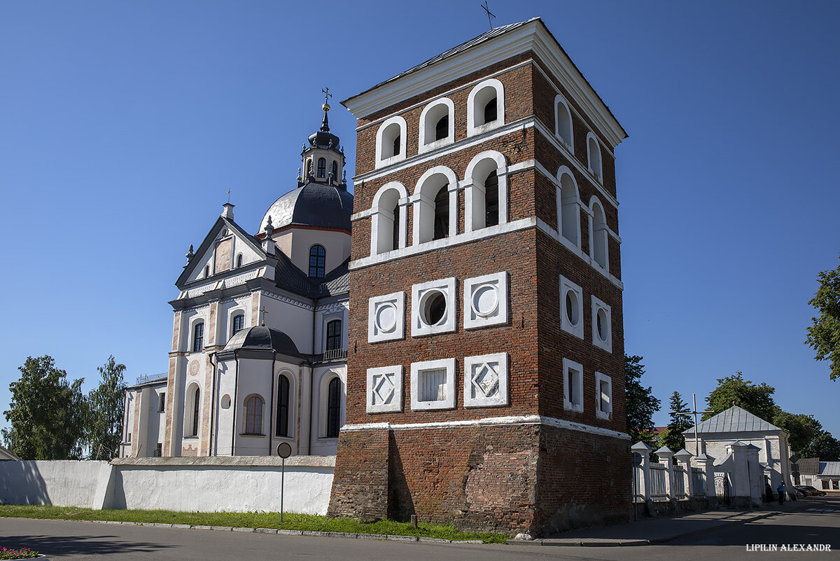 01 Фарный костёл Наисвятейшего Божиего Тела 