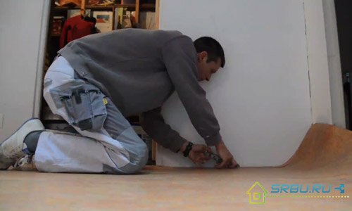 Укладка линолеума своими руками: как стелить линолеум на бетонный и деревянный пол