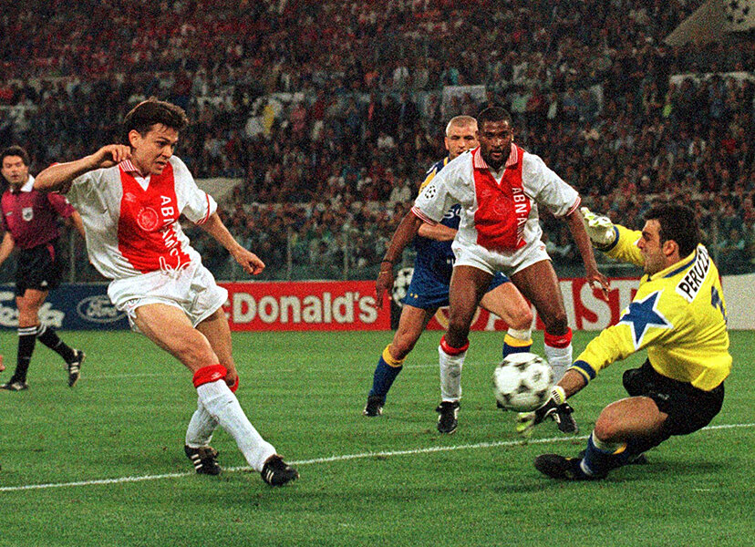 В атаке Яри Литманен. Источник: Football-pitch.ru