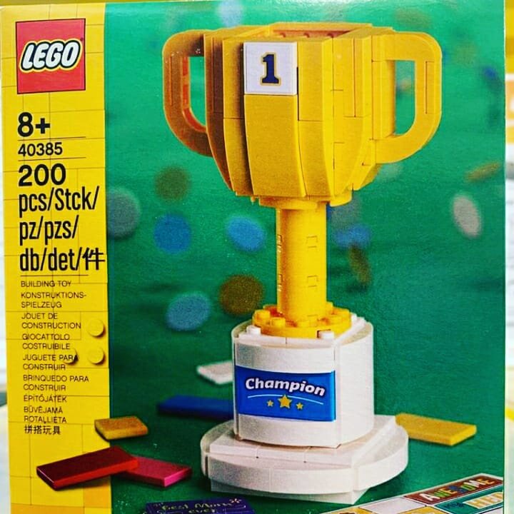 Сувенирный LEGO Набор 40385 "Кубок".