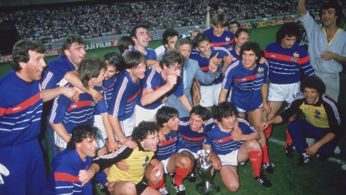 Сборная Франции — чемпион Европы 1984 года. Источник: uefa.com