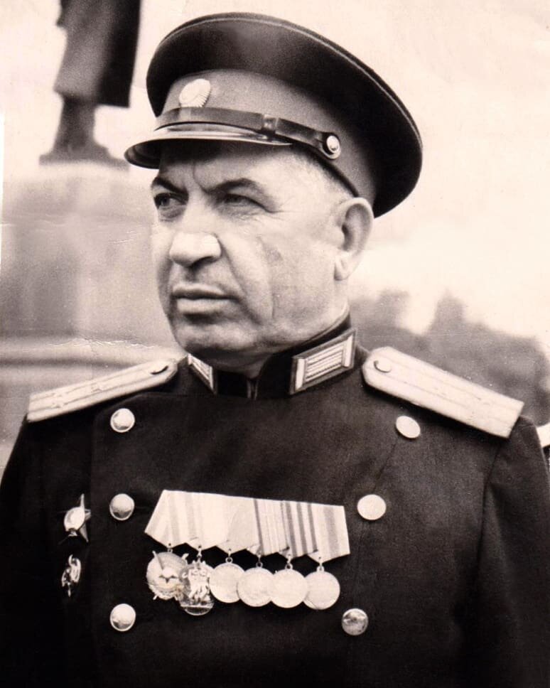 На фото: Абил-Касум Омарович Алиев. 