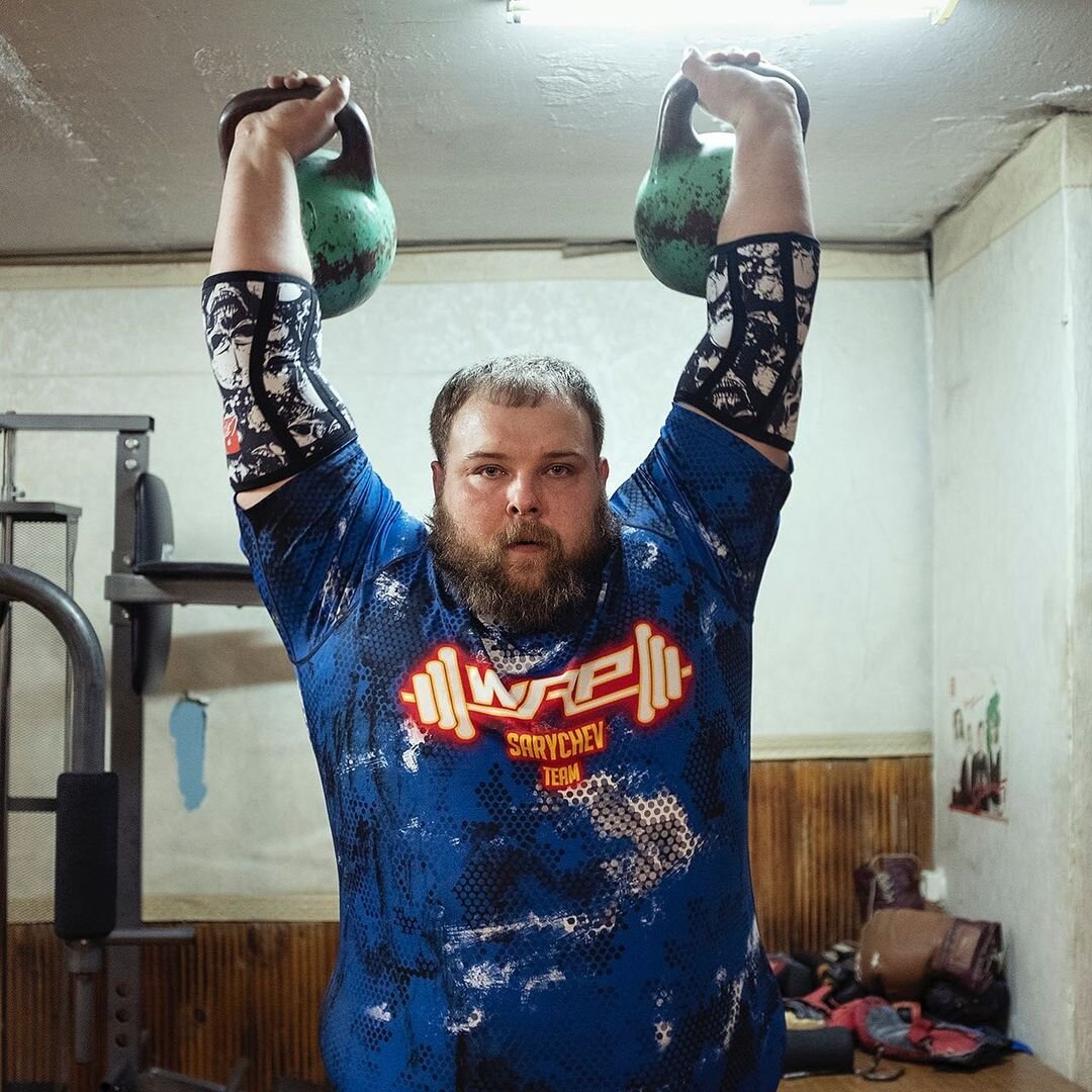 Огромный парень весом 180 кг по прозвищу "Пельмень". Василий Камоцкий ...