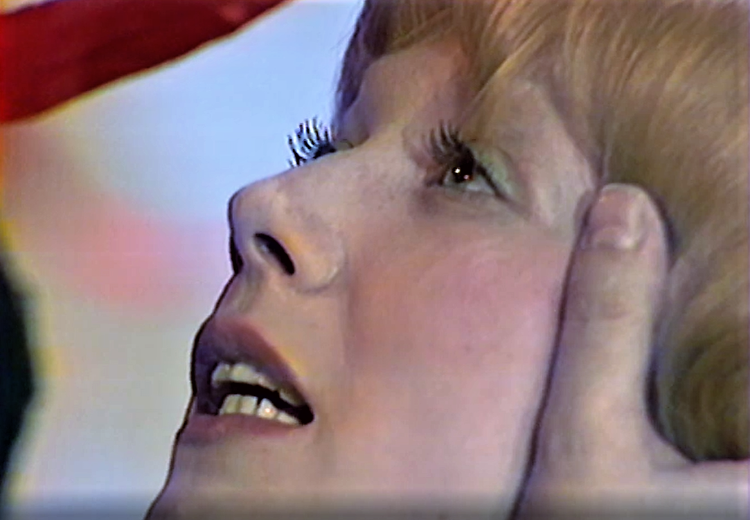 Кадр из телеспектакля "Чао!" (1977)