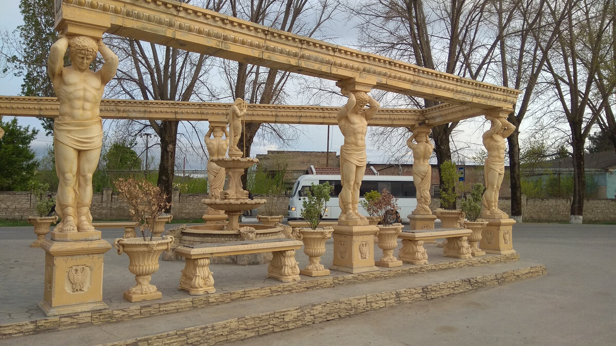 Витязево, хороший вариант, но уже занято греками