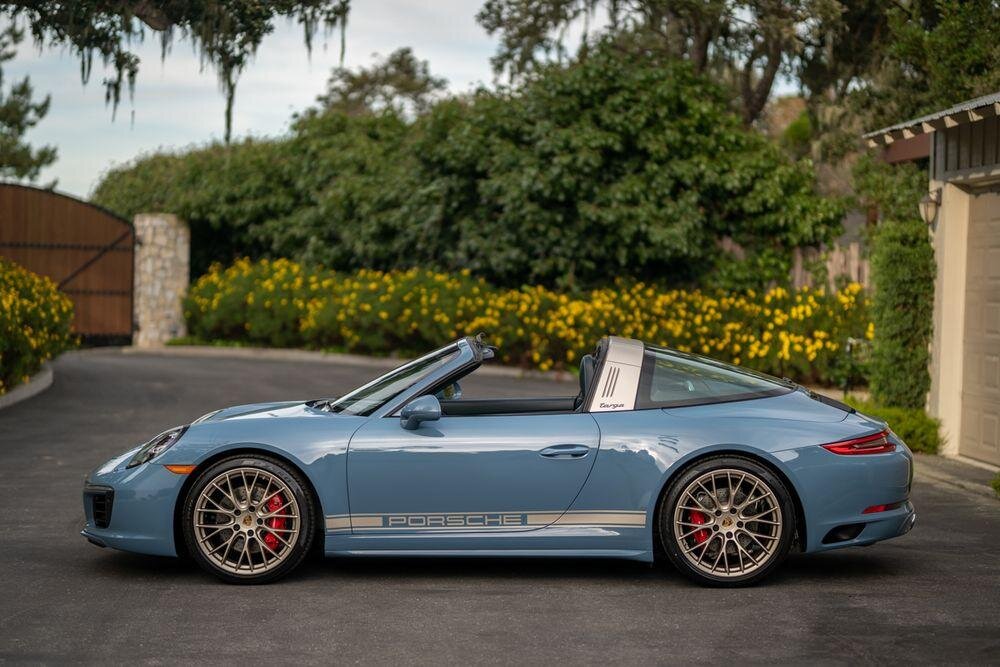 Porsche 911 Carrera 4s Cabriolet Yellow