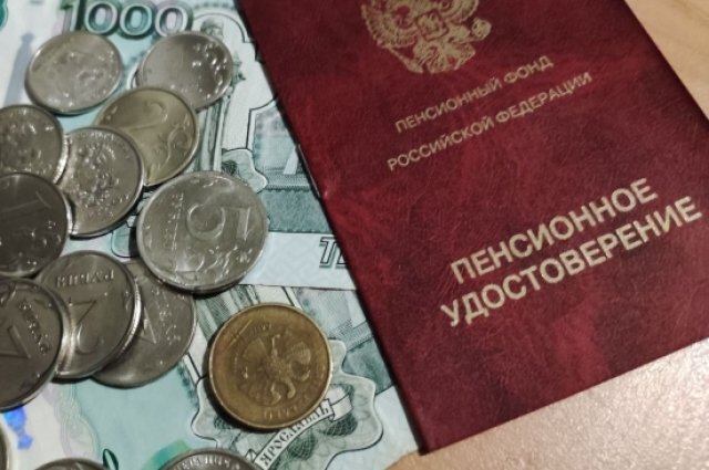    Будет ли индексация пенсии, если работаешь по договору подряда?