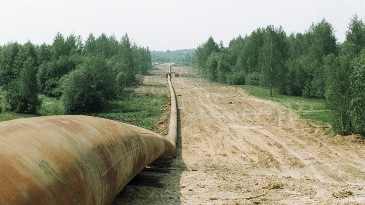    Утечка произошла на нефтепроводе "Дружба" на западе Украины - МЧС