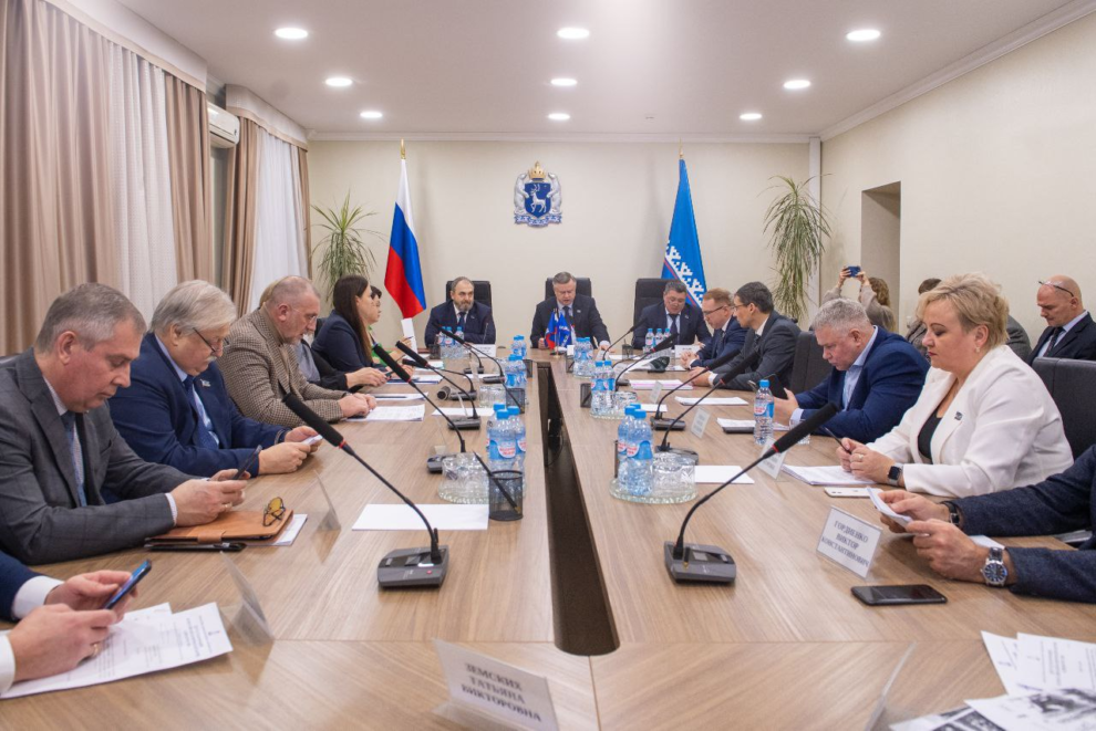    На Ямале во всероссийской акции «Красная гвоздика» в этом году участвовали 20 тысяч северян