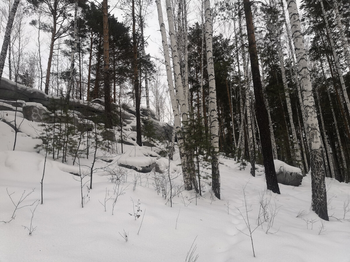 Еще каменная гряда