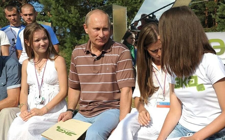 Путин на «Селигере», 2012 год (иллюстрация из открытых источников)
