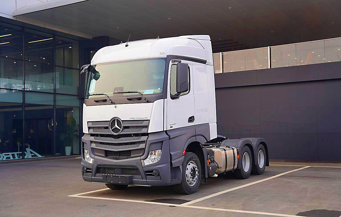 В Китае уже вовсю собирают Mercedes_ы. Наводим резкость на Actros «С» |  mnogotonn.com | Дзен