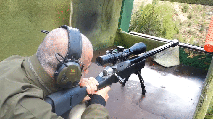 Выстрел патроном .460 Steyr