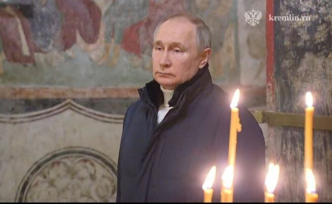    Владимир Путин поздравил православных христиан с Рождеством Елена Шкатова