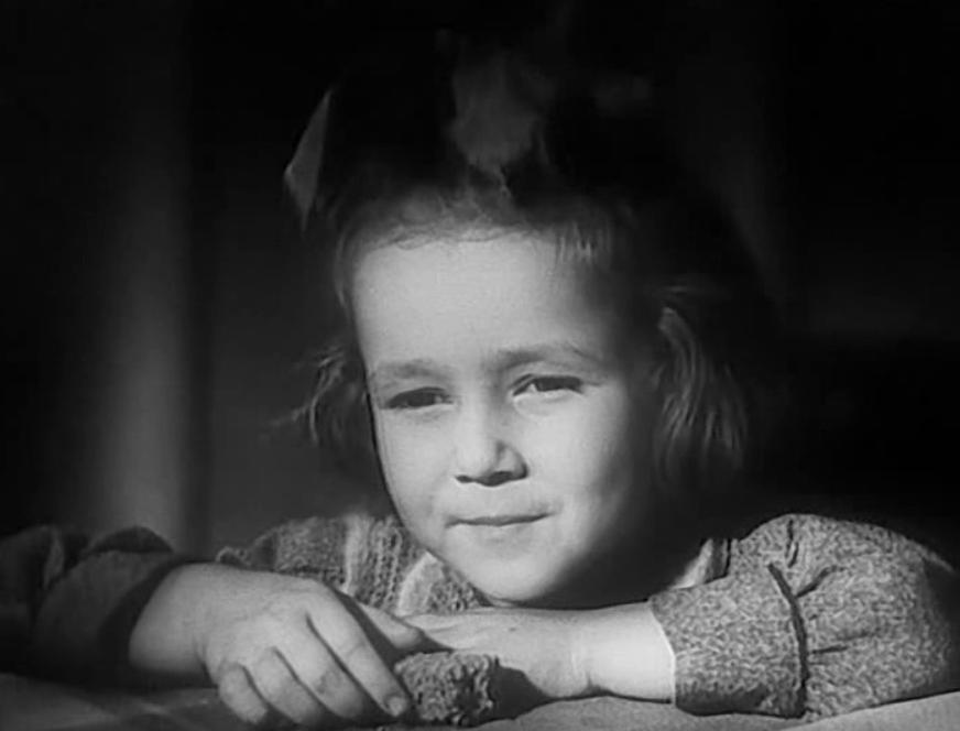 кадр из фильма "Жила-была девочка"
