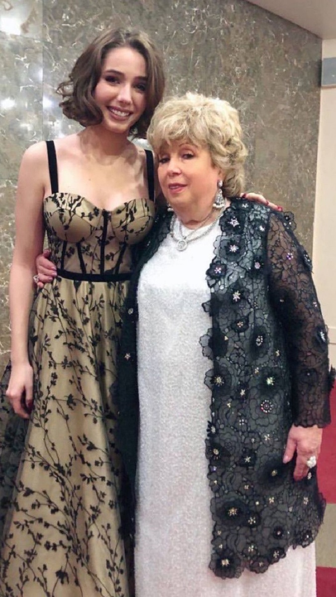    Вера Алдонина и Лариса РубальскаяСоцсети Ларисы Рубальской