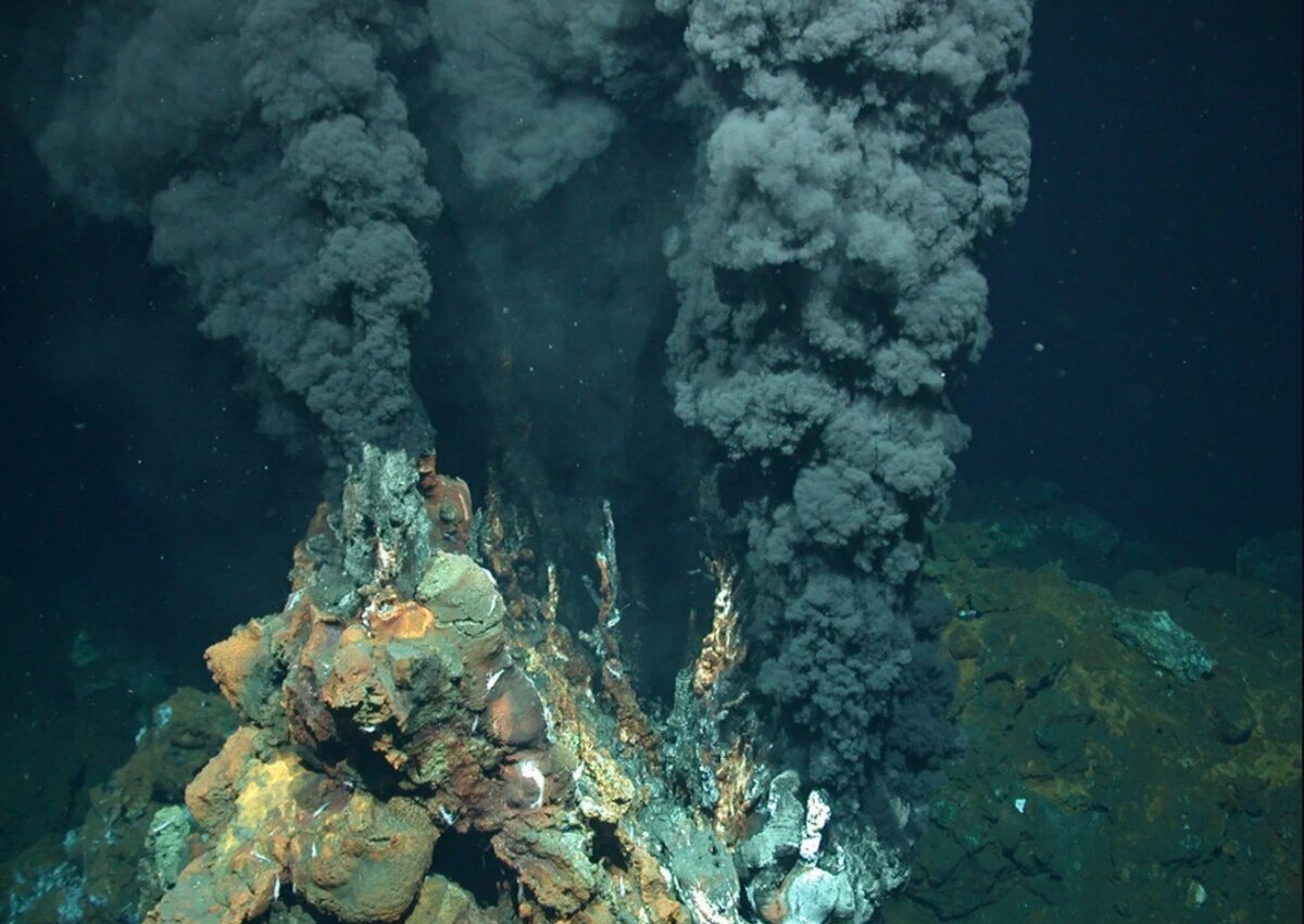 Чёрный курильщик
