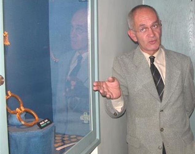 Казим Акбийикоглу.