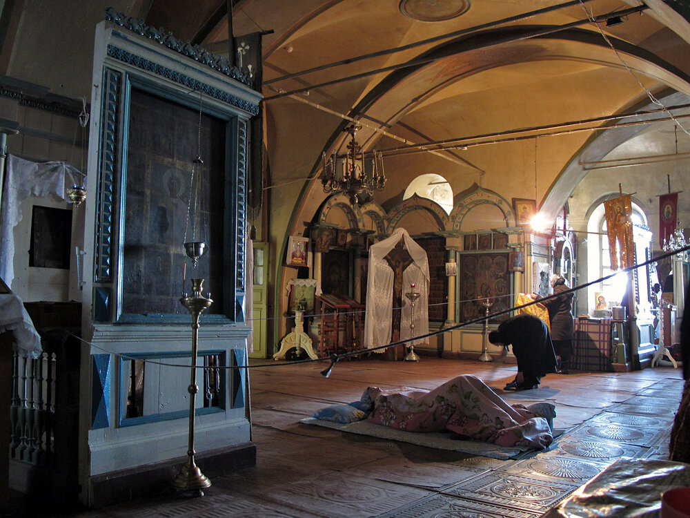 Спящая паломница. Фото автора.