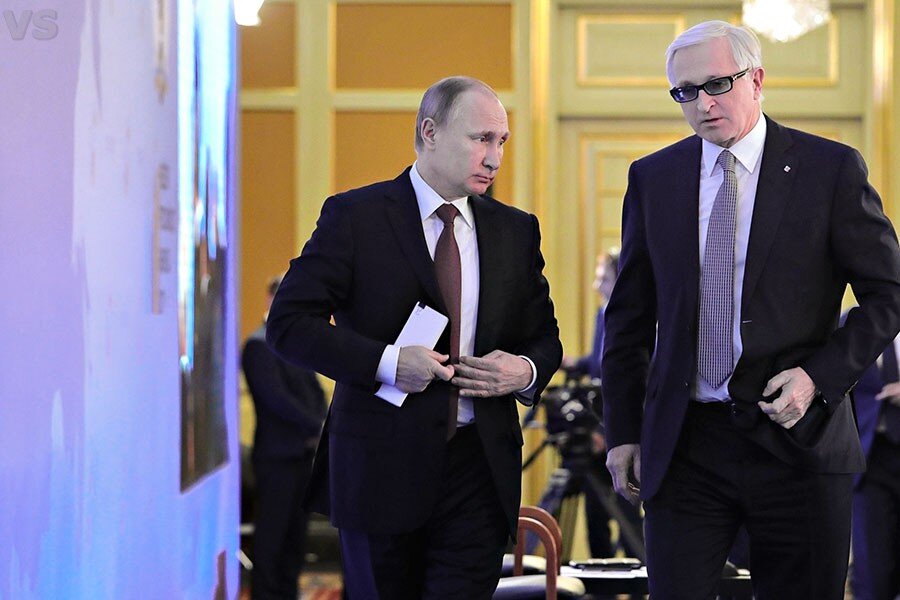 Владимир Путин и Александр Шохин. Фото: rbc.ru