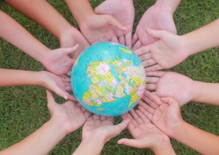    Забытая концепция мирного сосуществования двух систем