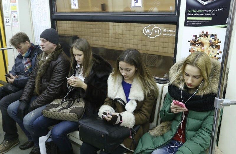 В РФ есть телефоны. На фото - разоблачение пропаганды США!