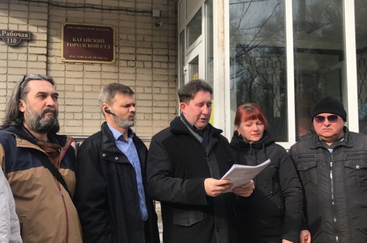    Участники процесса - общественники и защита надеются на объективное решение суда