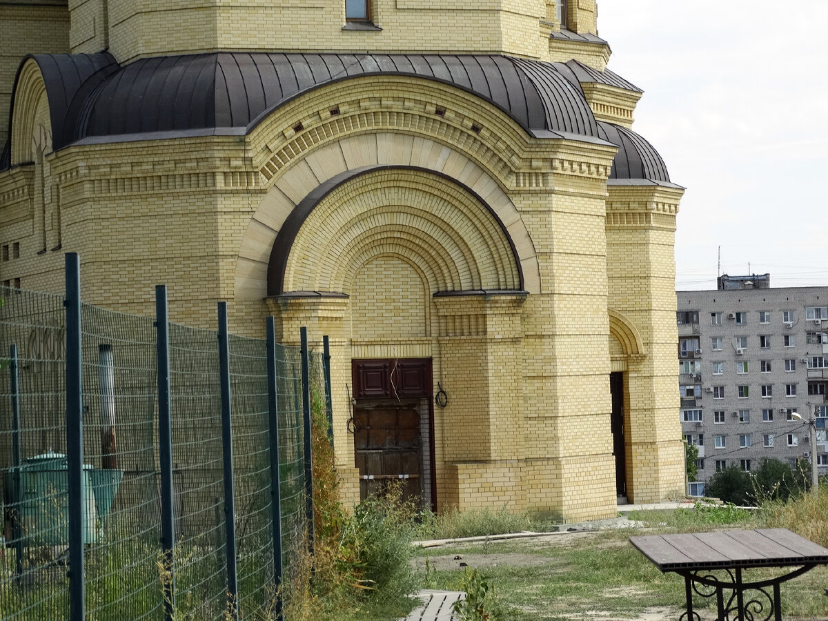 Церковь иоанна кронштадтского солнечная ул 1 фото Храм святого Иоанна Кронштадтского, Кронштадтская площадь, 2, Санкт-Петербург