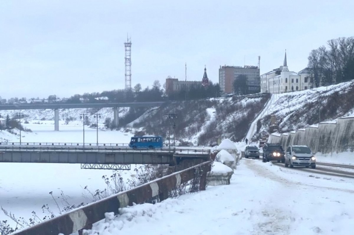 Город ржев город воинской славы. Ржевский мемориал достопримечательности ржева. Ржев центр города. Река волга ржев. Ржев город.