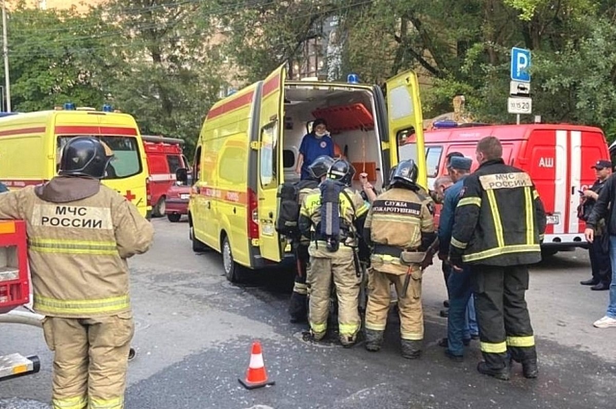    В Ростове при пожаре в МКД на Варфоломеева пострадали девочка и пенсионерка