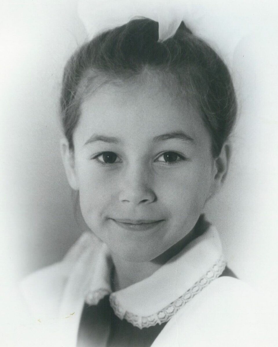 Ольга Филиппова в детстве. Фото из открытых источников. 