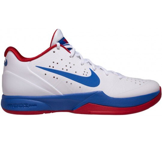 Волейбольные кроссовки Nike.