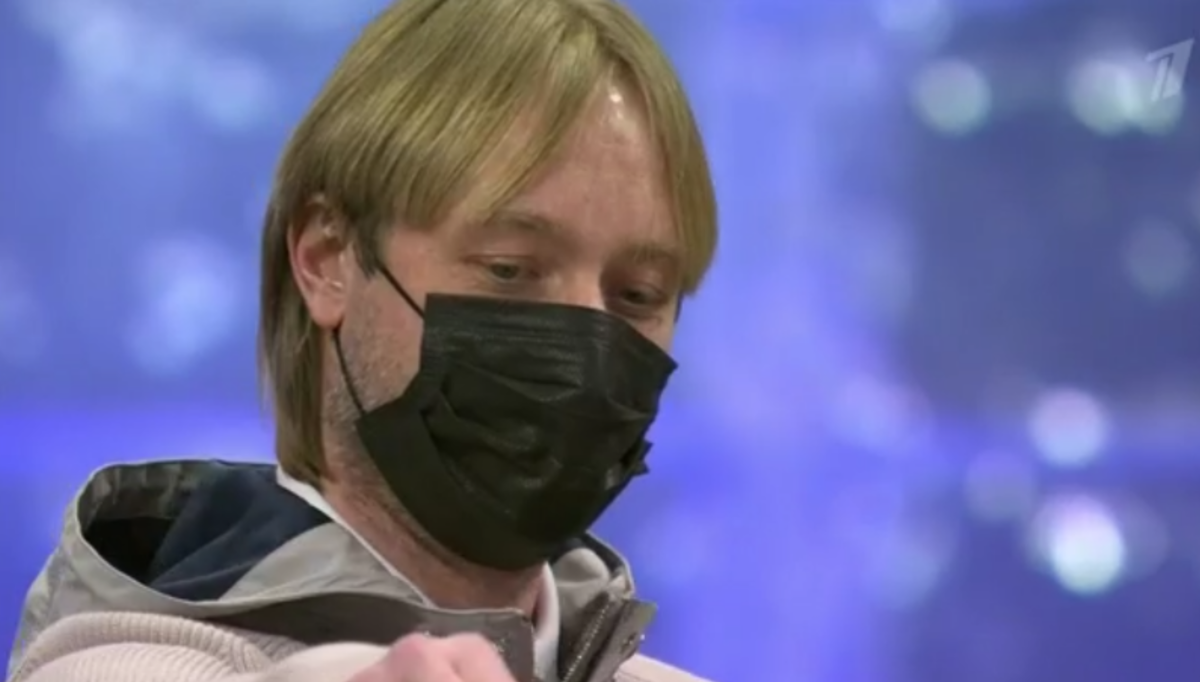 Евгений Плющенко после проката Александры Трусовой. Источник фото: YouTube канал Первого канала.