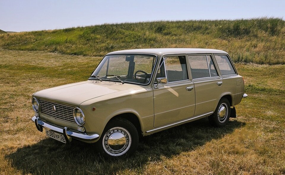  ВАЗ-2102