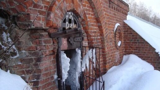 Проникли в старинную канализацию \ История без запаха