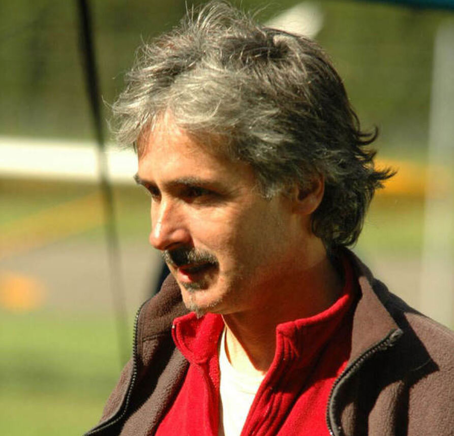 Кристиан Муллек - французский метеоролог, орнитолог и эко-активист