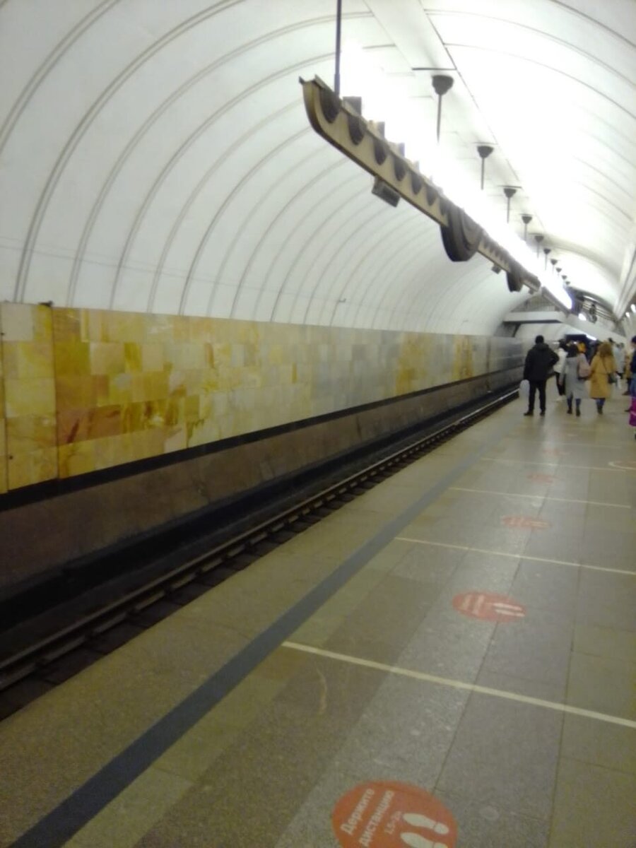 Станция Московского метро «Чеховская».