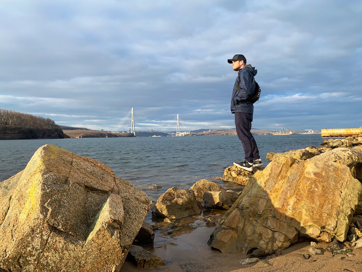 Это я, на о. Русский