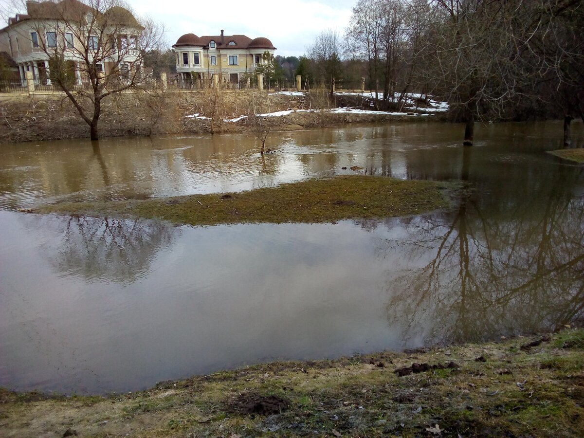 Весна, половодье. 