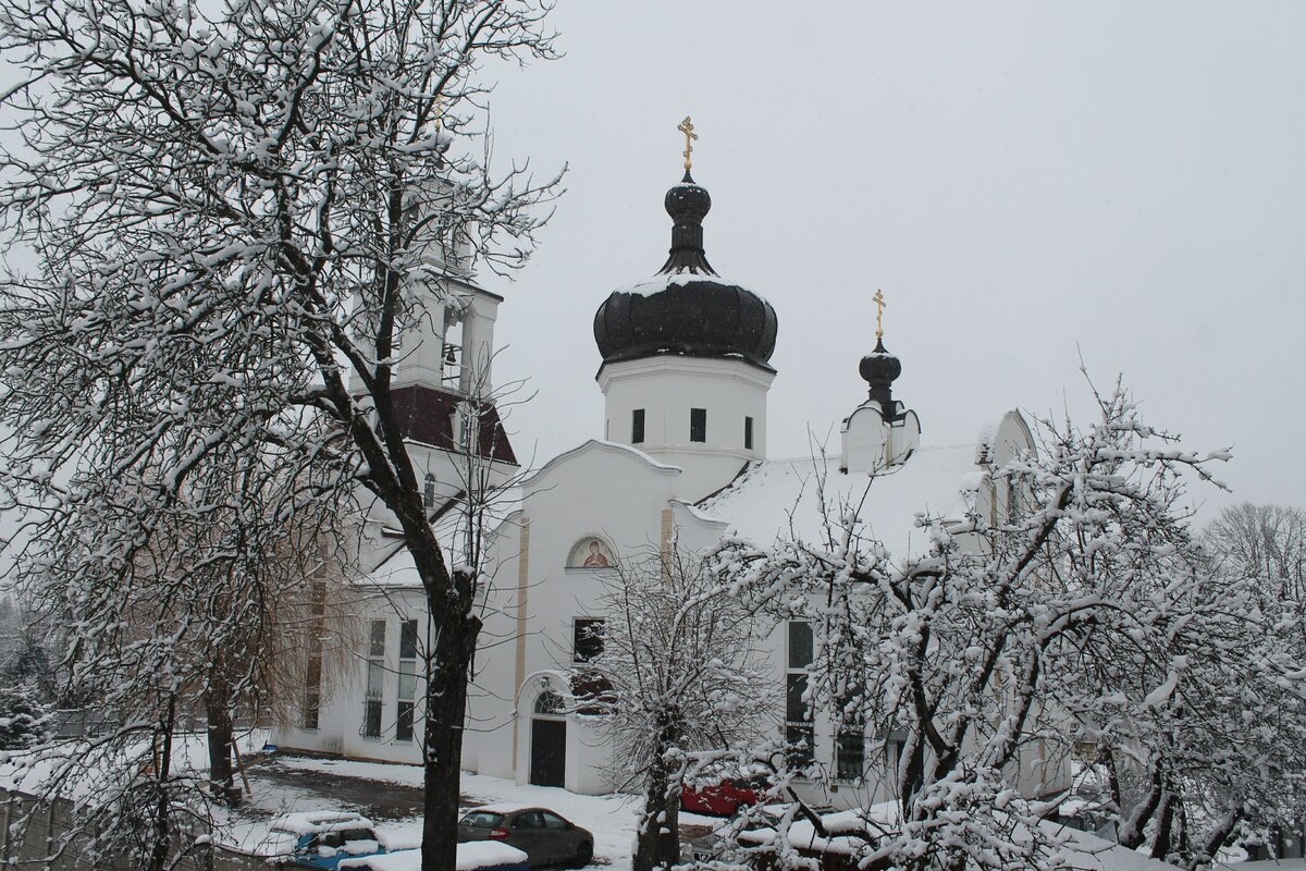 Храм в честь Иконы Божией Матери  Всецарица, Могилёв. 07.04.2021 года. Фото автора.