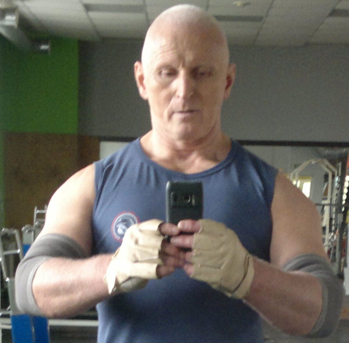 Мой канал ВАЛЕРИЙ ТОПЧИЕВ в очередной раз пессимизирован и ограничен в показах аж до января 2022 года.  Автор информирует...