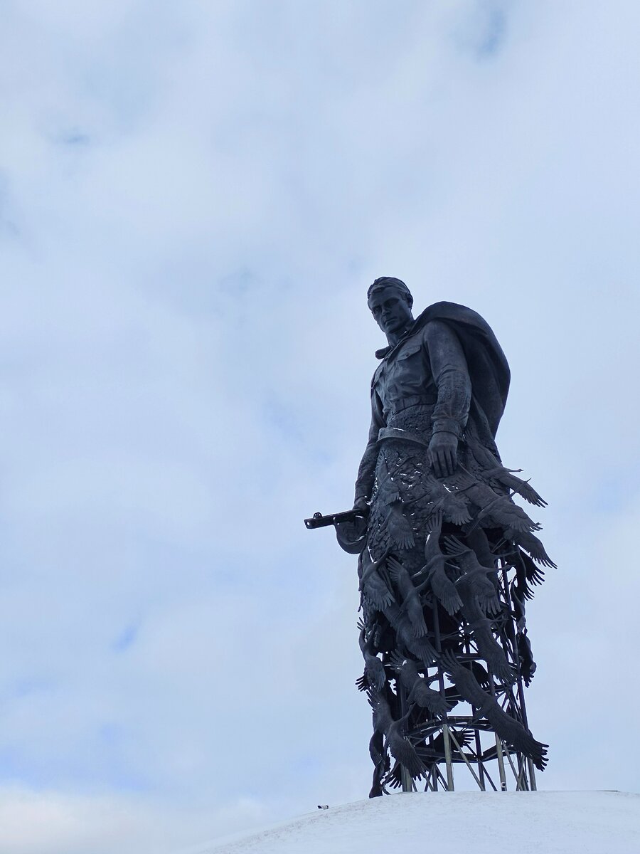 Памятник Советскому солдату во Ржеве.