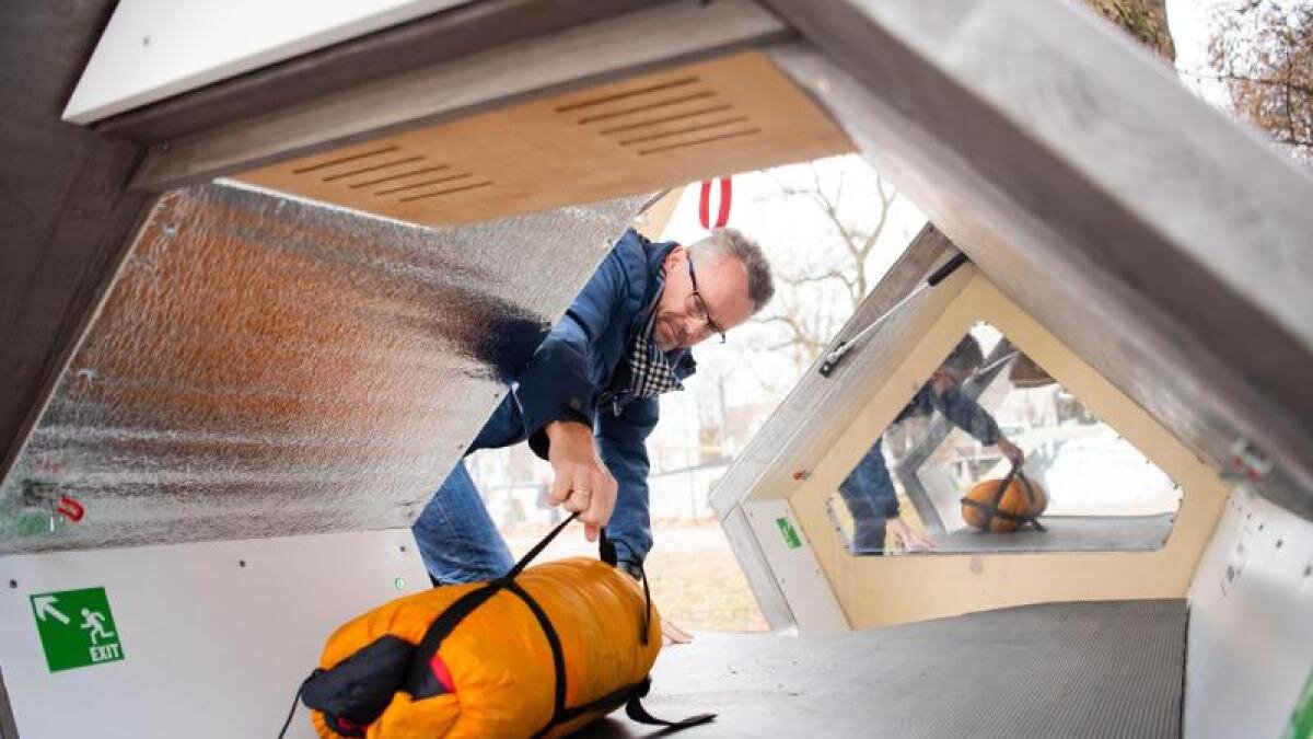 Спальные принадлежности для бездомных - минимальный комплект для нахождения в капсуле