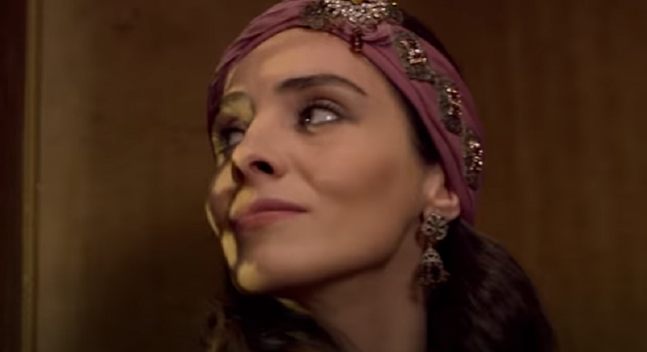 Кадр из сериала "Великолепный век"