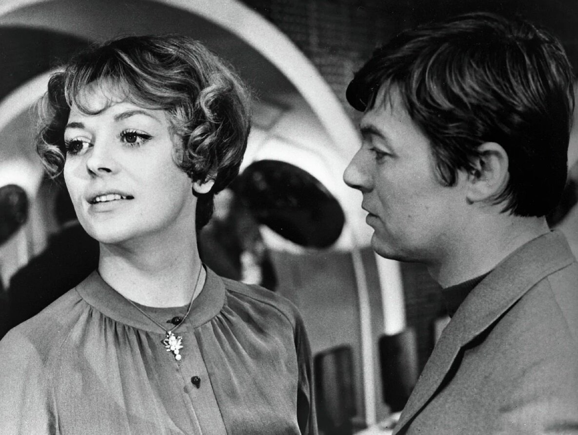 Кадр из фильма "Круг" (1972)