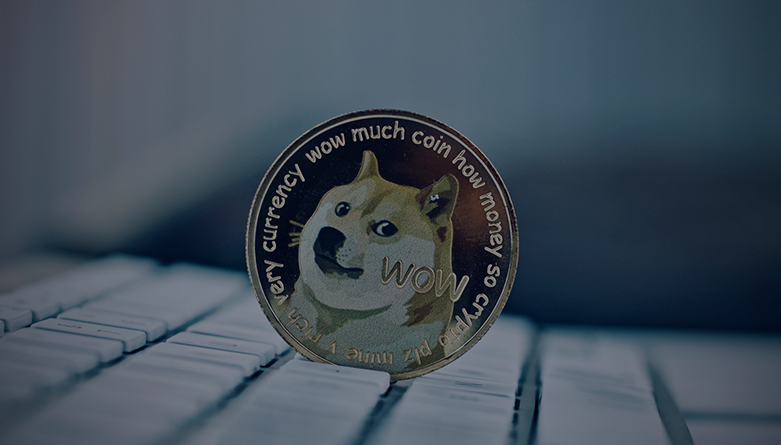 Ни для кого не секрет, что Dogecoin (DOGE) является популярной инвестицией. Возможно, дело в очаровательном лице талисмана Dogecoin, японской собаки породы сиба-ину по кличке Doge.