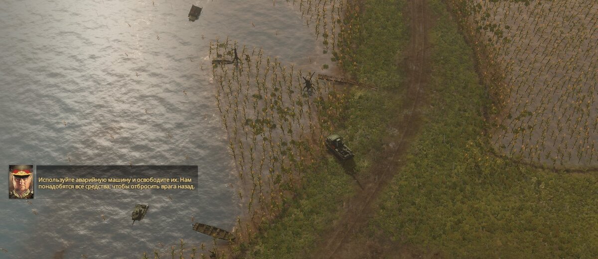 Увязшие в грязи Т-26 и грузовик